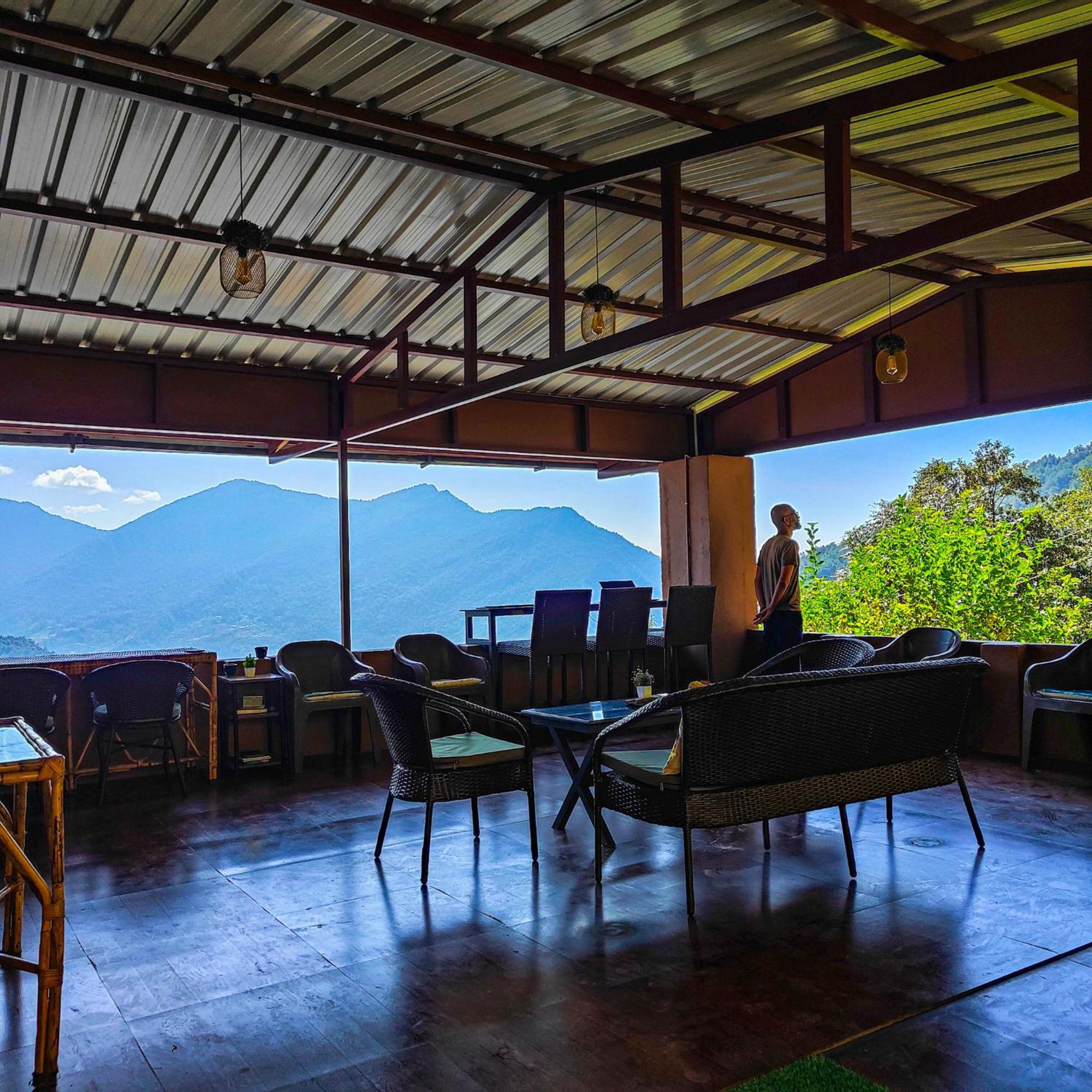 Cafe Buransh Villa Sari Kültér fotó